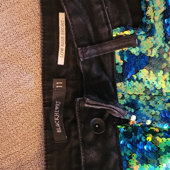 💜3/$15💜 Black Heart Shorts 💚 - Picture 3 of 5